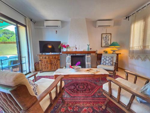 Cozy Rustic Spanish House