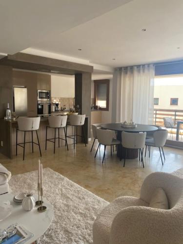 3 Bed Lux Lomas de Los Monteros