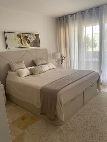 3 Bed Lux Lomas de Los Monteros