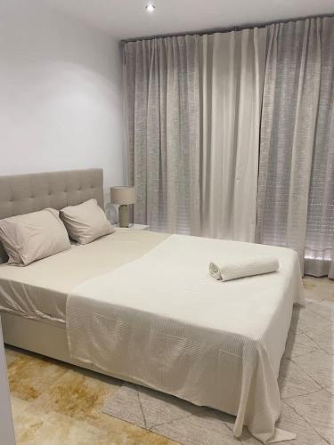 3 Bed Lux Lomas de Los Monteros