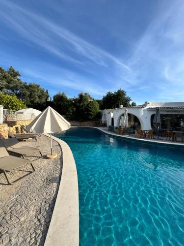 Casa Gatu Verdi-Garden Apartment with Pool