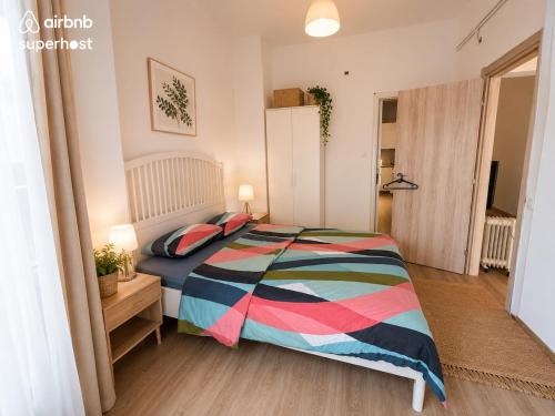 2 bedrooms, 300 meters from Dafni metro