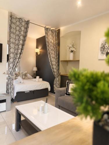 Le Jardin Secret de Cannes Clim Croisette 5 min