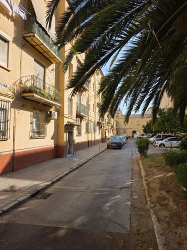 Preciosa Habitación privada comoda relajante ideal para pasar muy buenas vacaciones Wi-Fi centro malaga