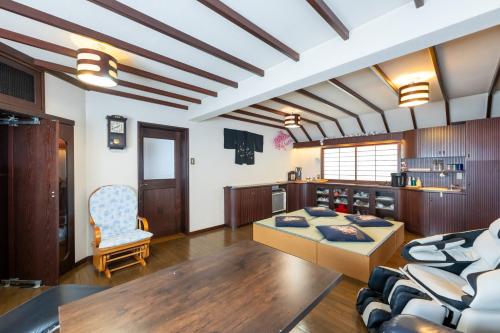 70s JapaneseStyle 2LDK 30 Min Shibuya 50sqm Space
