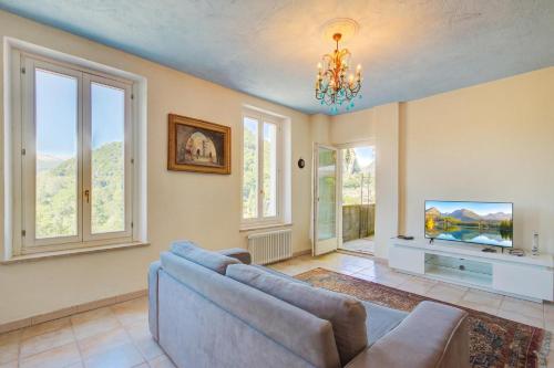 Villa Lake View With BBQ - Happy Rentals
