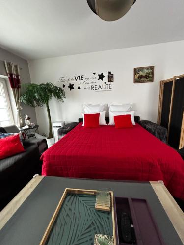JARDINS DE MA-MANS Magnifique Maison Cosy pour 8 personnes Centre du Mans et 24 Heures PARKING Privé