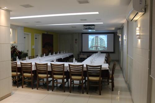 Itamaraty Hotelにあるビジネスエリアまたは会議室