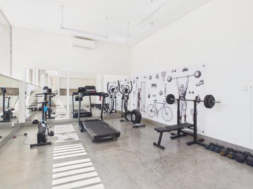 Mouraria Flat · Pool, Gym, Parking, Elevator & A/C | By Airnest