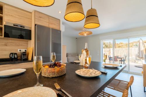 Villa Roquille direct beach access
