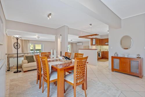 Cyma, Stylish Luxury Apartment Near Glyfada Beach