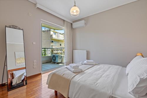 Cyma, Stylish Luxury Apartment Near Glyfada Beach