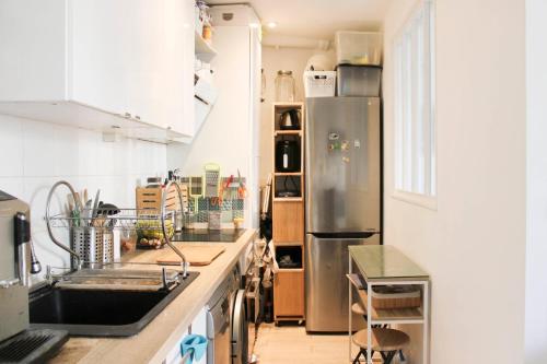 2-bedroom apartment - Eiffel Tower