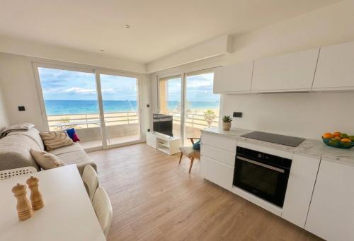 La mer au balcon-conciergrie IB