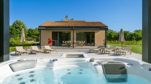 Villa Kimm by Villas Guide