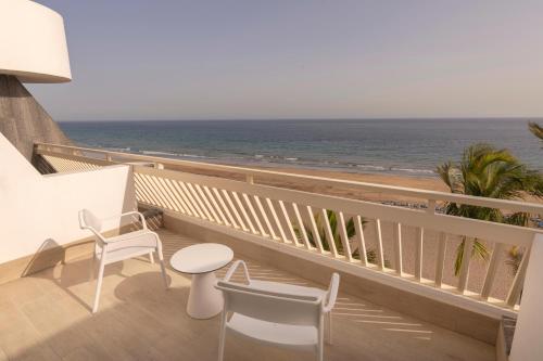 Plus Fariones Suite Hotel