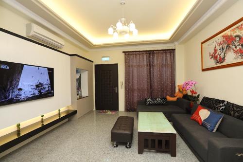 Bridge Bed and Breakfast tesisinde bir televizyon ve/veya eğlence merkezi