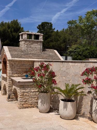 V&V Medulin Private pool Villa near Beach, 200m