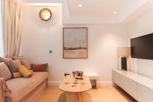 Loft 4 - Nice Center - 2-room mezzanine