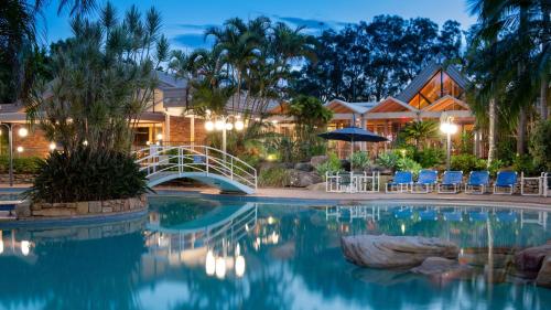 Bazén v ubytování Boambee Bay Resort nebo v jeho okolí