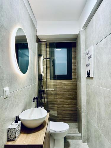 Hidden Gem Homes - Emerald