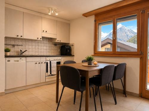 Sunny apartment in the heart of Saas-Fee