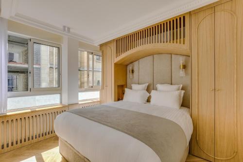 Pick A Flat's Apartement in Champs Elysées - Avenue Marceau