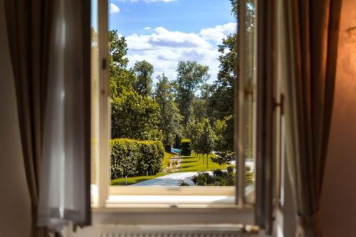 Zámeček Petrovice u Karviné — Garden view