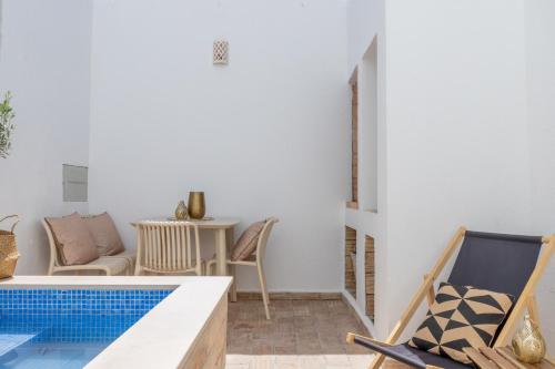 PATIO 43 - Cozy Apartment in Faro Downtown