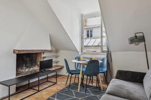 BnBNova - 1BR - Heart of Latin Quarter