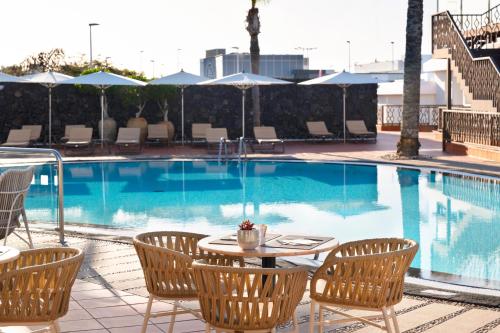 Plus Fariones Apartamentos