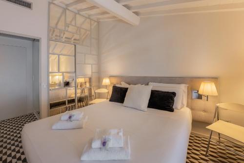 Rebecca Suite Florence