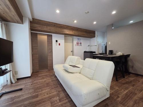 NEW PS508 Susukino Family Room