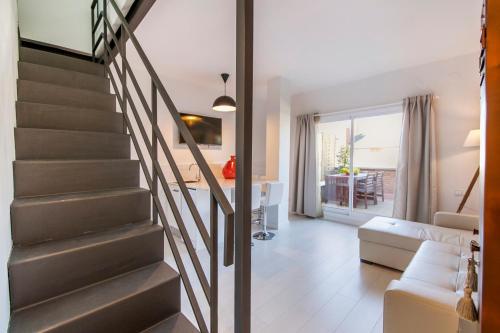 Fotografia z galérie ubytovania BARCELONA PENTHOUSE Private Terrace Sustainable Stay Keyless Access v destinácii Barcelona
