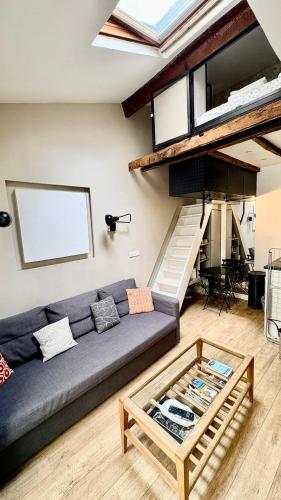 1 br charming 2 storey apt at chic Invalides-Orsay-StGermain