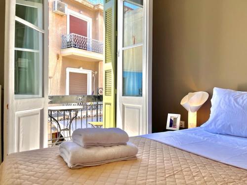 New 2BR Under the Acropolis apartment