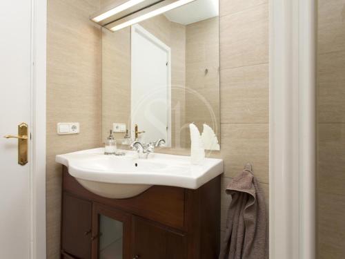 Prime Location Next to Sagrada Familia