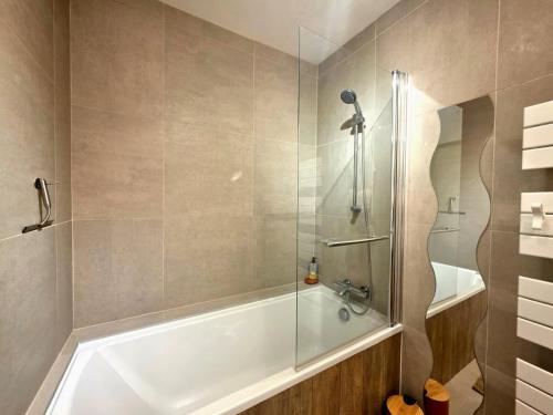 Villa Flamingo - Grand Confort 10 pers & Jacuzzi