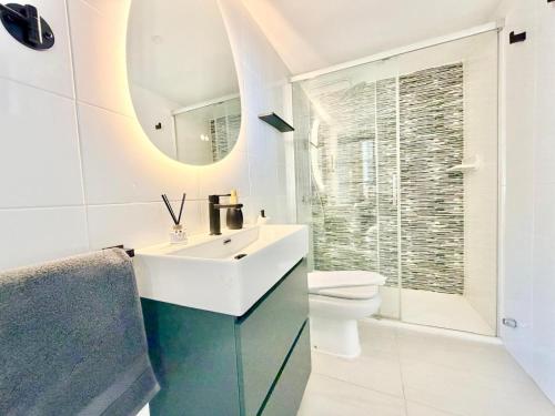 Seaviews Modern Apartment Levante Beach