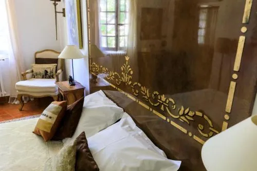 Domaine de Rhodes - 5 Chambres et 7 locations de vacances photo 14