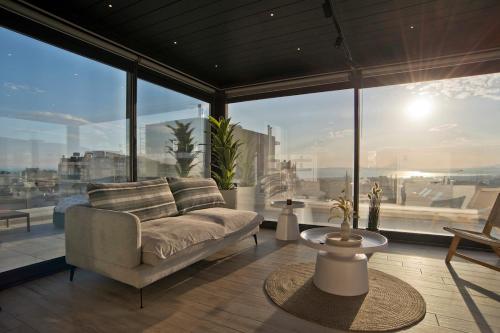 Riviera Sky Loft - Indoor Jet Spa