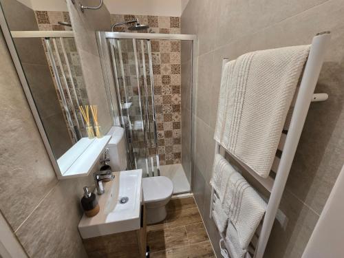 Studio apartment KIKI for 2, near Old Town & Beach, free WiFi