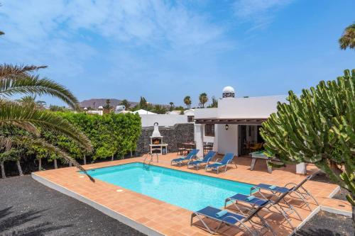 Villa Flamingo by Villa Plus