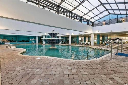 Oceanfront 1BR at Landmark, King Bed, Full Kitchen, Smart TVs photo 32