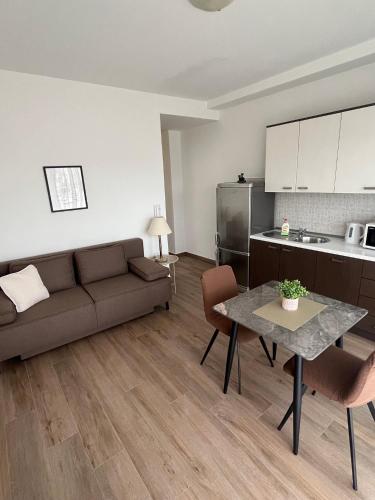 Apartments & Rooms Alagić