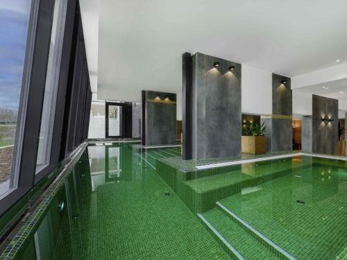 Mercure Tokaj Center — Pool view