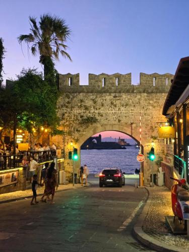 Rhodes Sun Luxury Residence