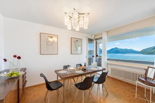 Casa Serenella Splendid Lake View - Happy Rentals