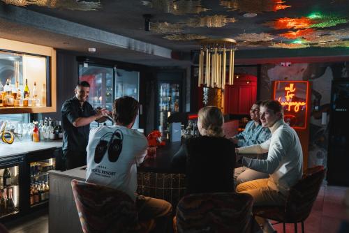 MyGoodLife Hotel & Bar