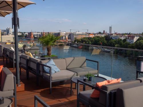 Hotel Indigo Berlin - East Side Gallery by IHG photo 141